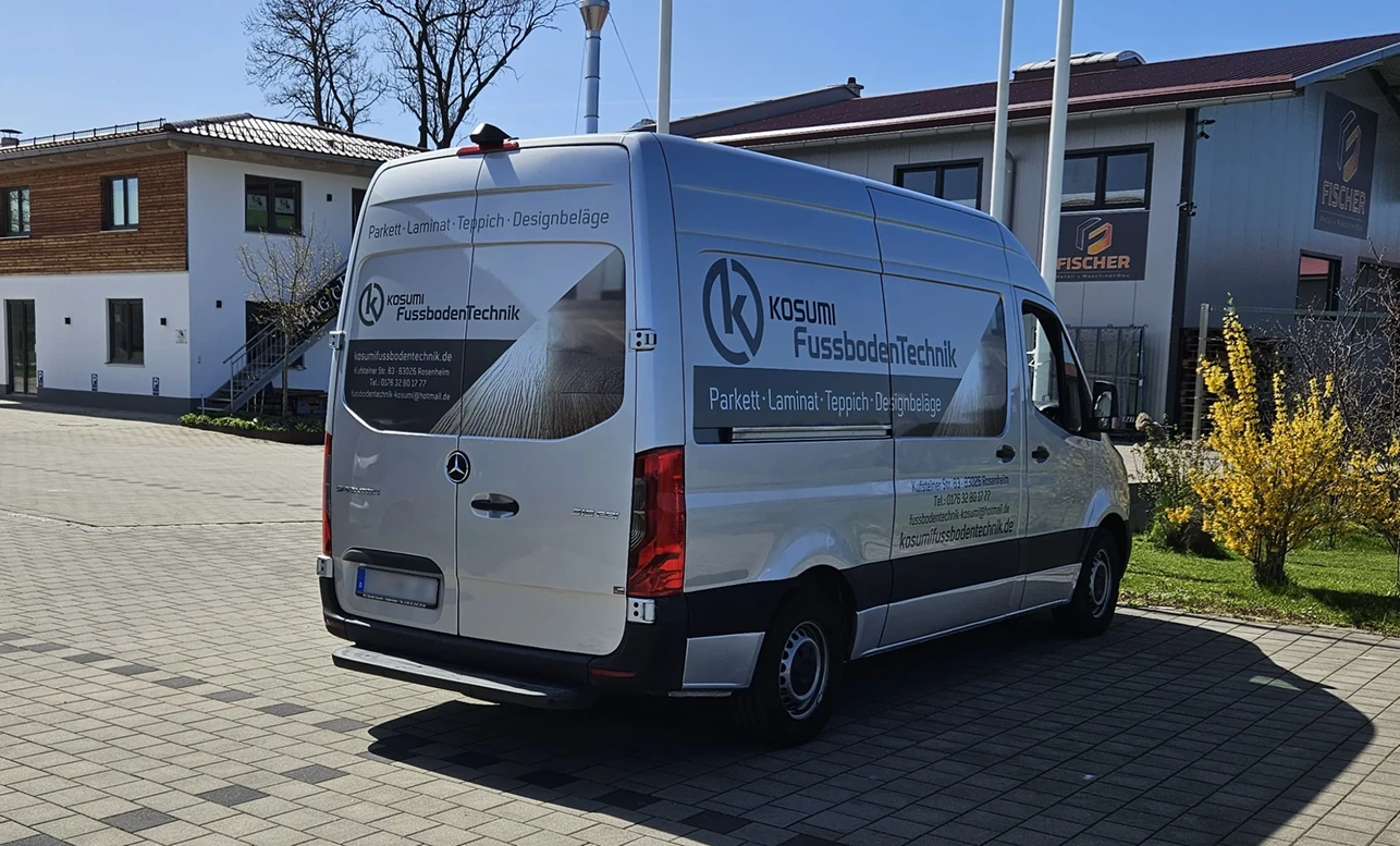 PKW Fahrzeugbeschriftung Kosumi Rosenheim